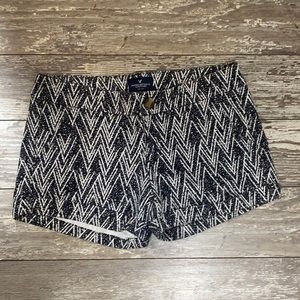 American Eagle Outfitters Printed Shorts Size 4